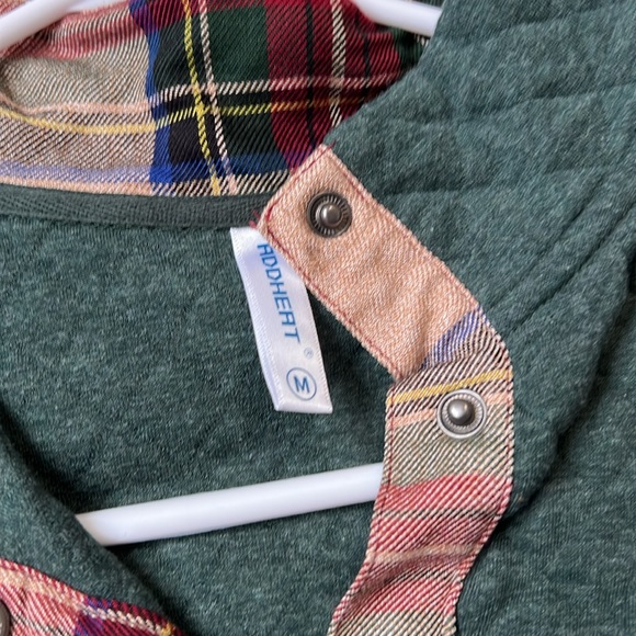 Quilted Pullover Sweater - Picture 3 of 3